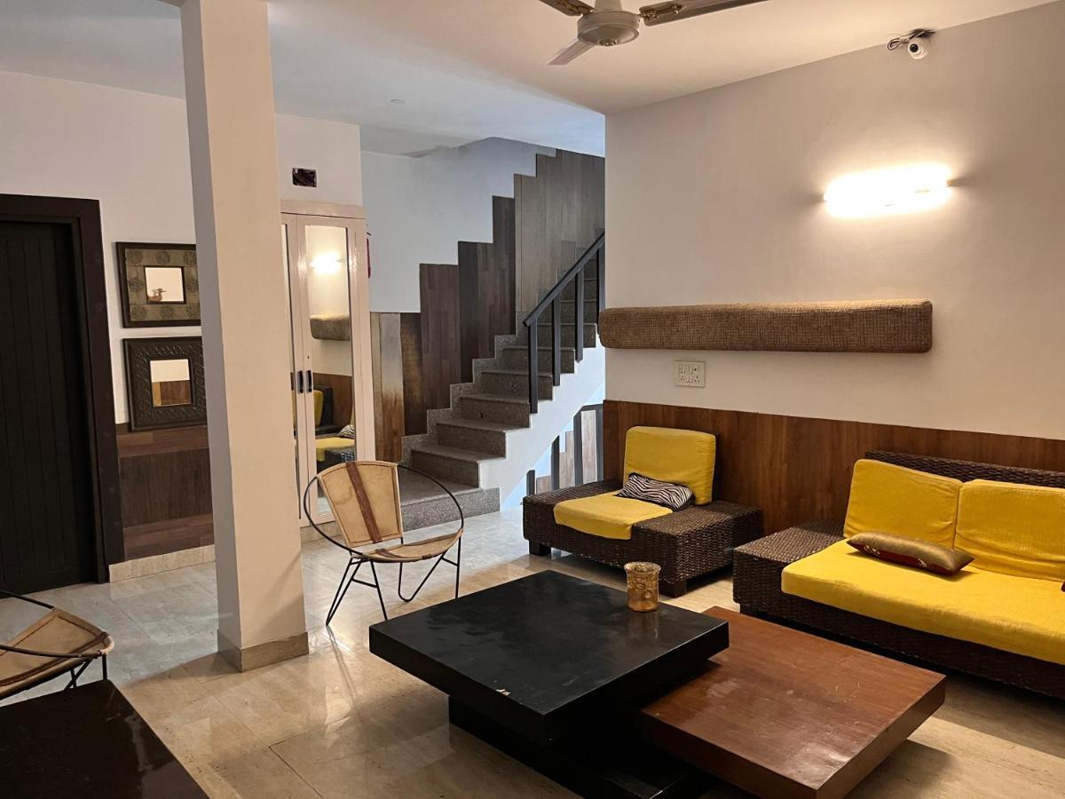 Aakritii Hotels Γκουργκάον Εξωτερικό φωτογραφία